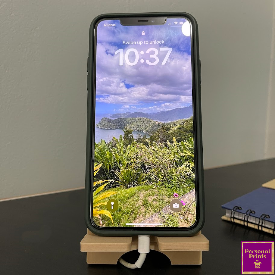 PERSONALISED PHONE STAND
